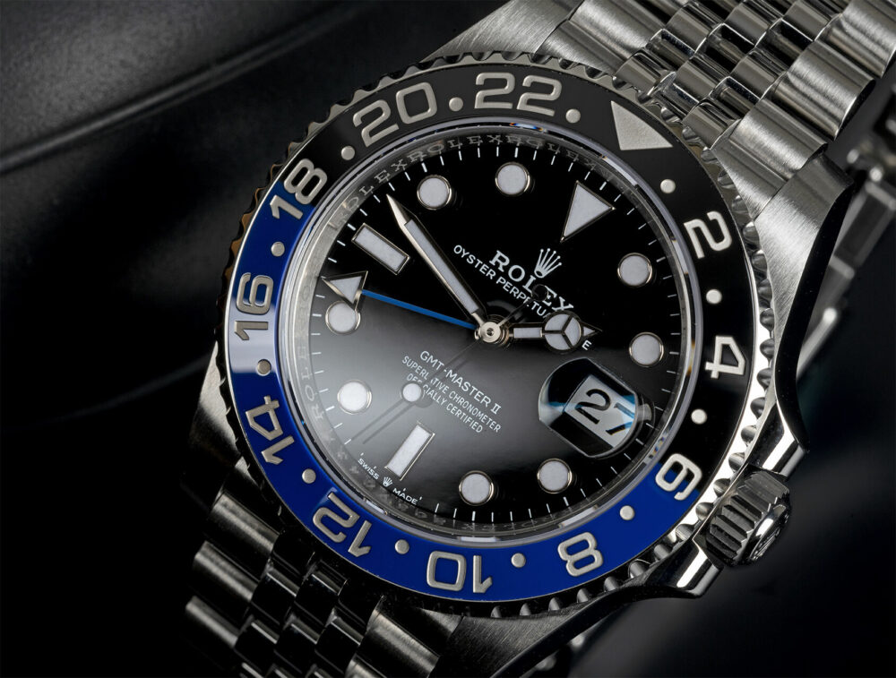 WIN a 2024 GMT ‘Batgirl’ for £26.25 in our opening sale!! - Image 3